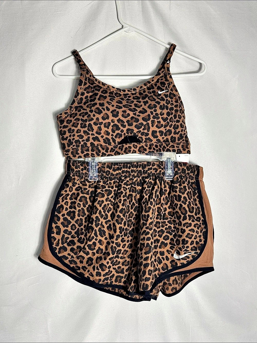 Nike Women’s Dri-FIT Tempo Running Leopard Print Sports Bra & Shorts